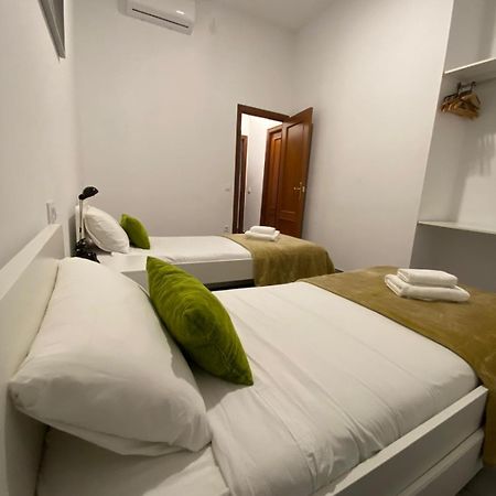 Pelícano Urban Apartment Sevilha Exterior foto